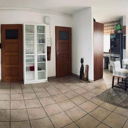 Mieszkanie W Centrum Miasta Ostrowiec Świętokrzyski Εξωτερικό φωτογραφία